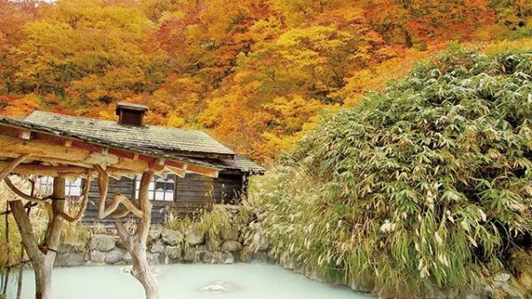 日本老人最多的秋田县，原来是这么仙气十足的赏红叶胜地...